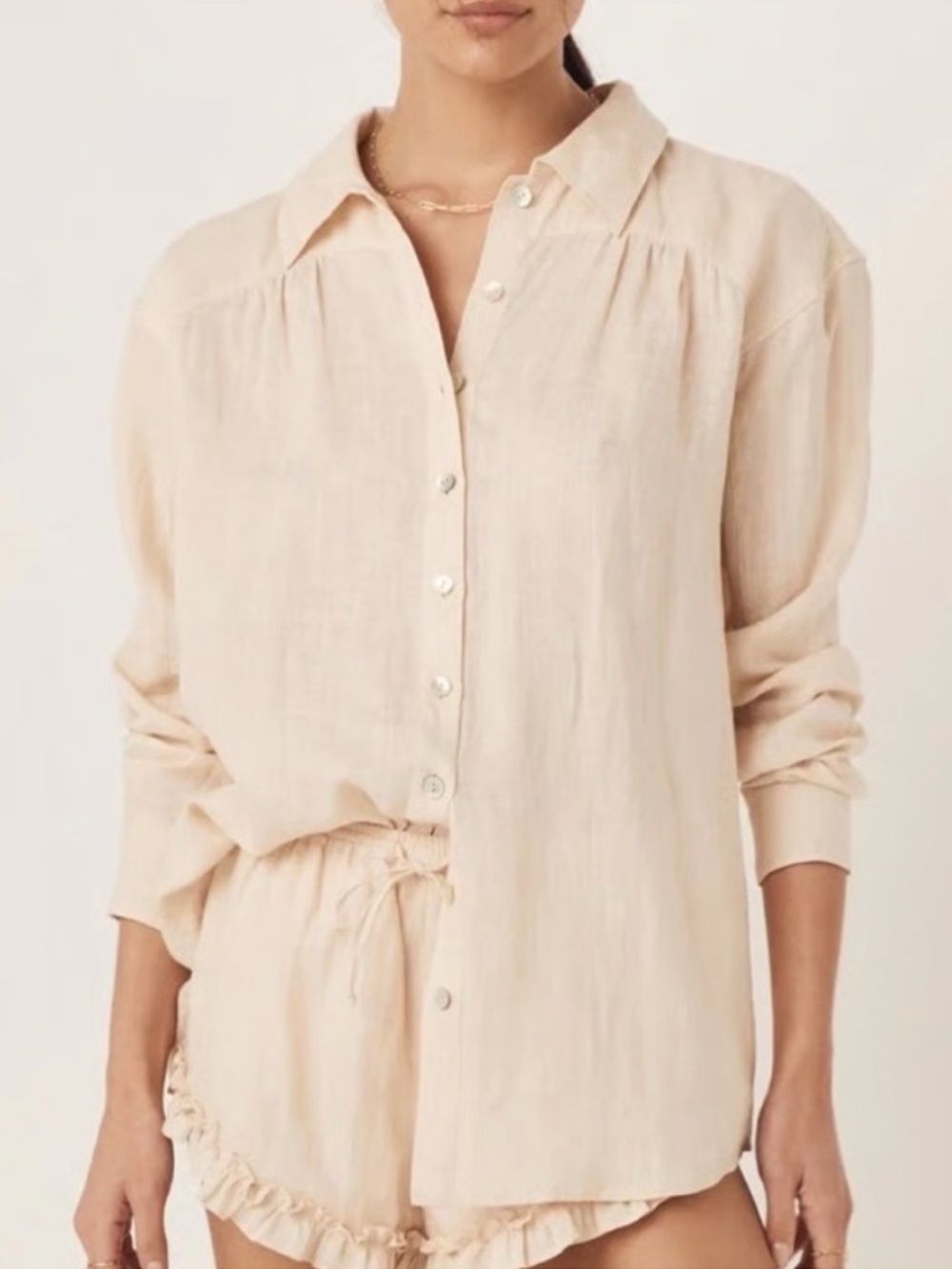 Spell & the Gypsy top 100% linen Cream color
Button-Up shirt